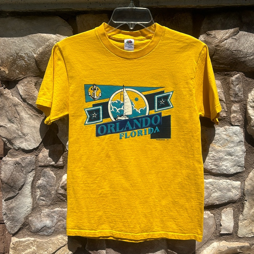 Vintage Orlando Florida Graphic T-shirt Sailboat Anchor Yellow Blue Size Small
